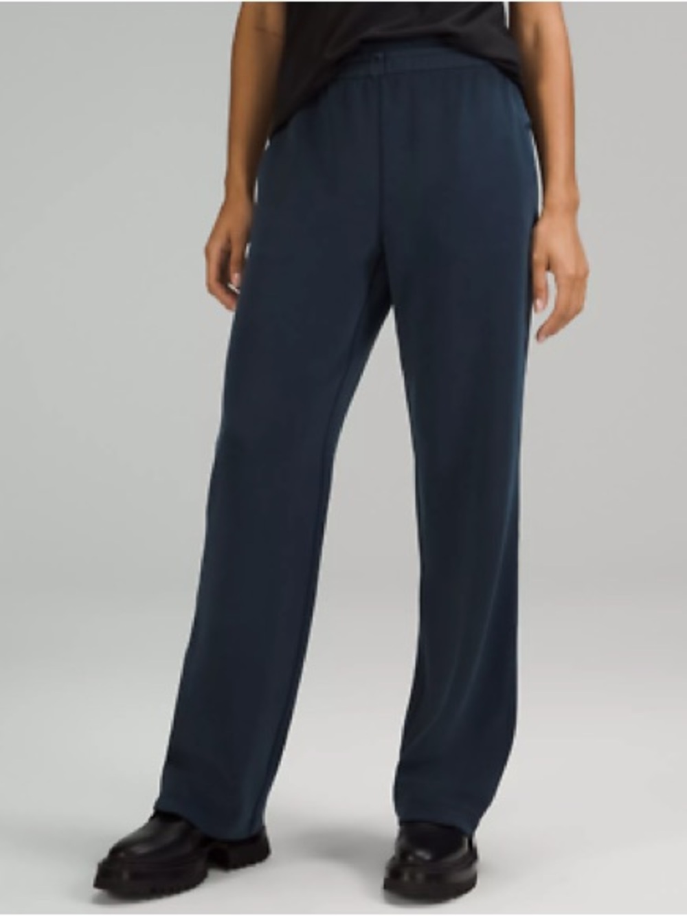 Lululemon Softstreme High Rise Pant Full Length Pant Navy Size 12